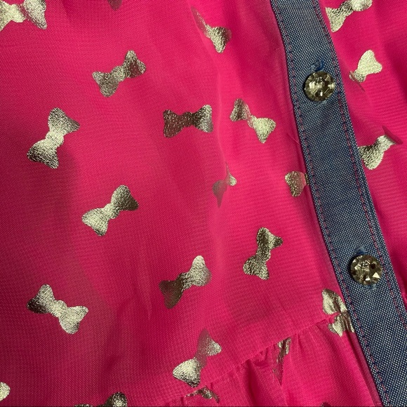 💕SALE 5 for $25 • Denim and Pink Bow Top - Picture 6 of 9